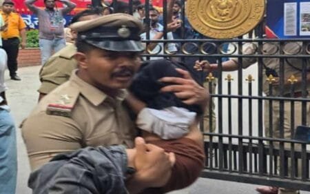 BREAKING: Tragedy at Chinnaswamy Stadium, 7 Dead in RCB Victory Celebrations for IPL Win 7 Dead in RCB Victory Celebrations for IPL Win