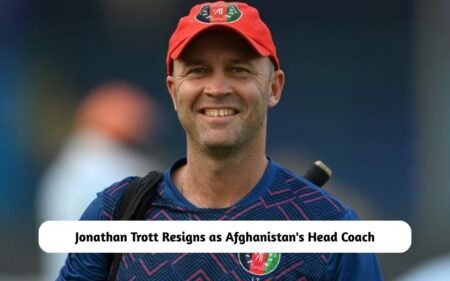 Jonathan Trott Resigns